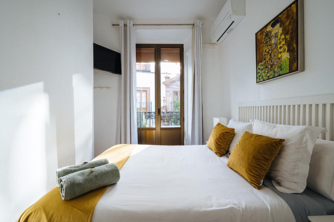 Apartamento De Lujo Junto A La Catedral Севилья Экстерьер фото