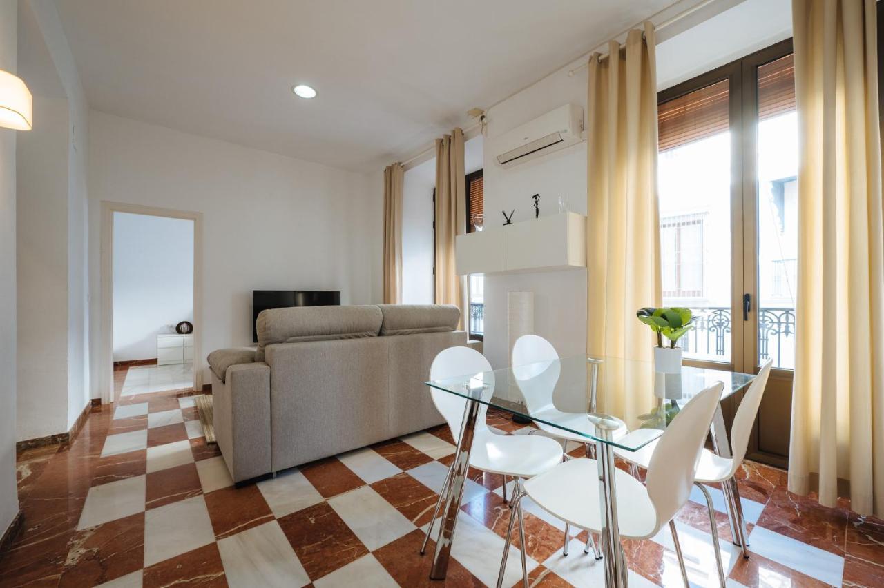 Apartamento De Lujo Junto A La Catedral Севилья Экстерьер фото